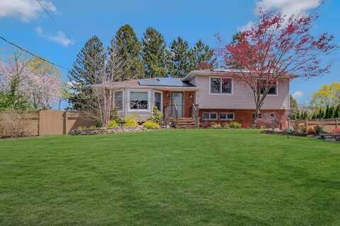 4 Auburn Drive, Greenlawn, NY 11740