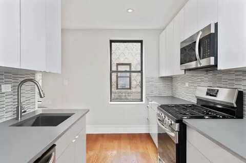 41-60 Bowne Street, Flushing, NY 11354