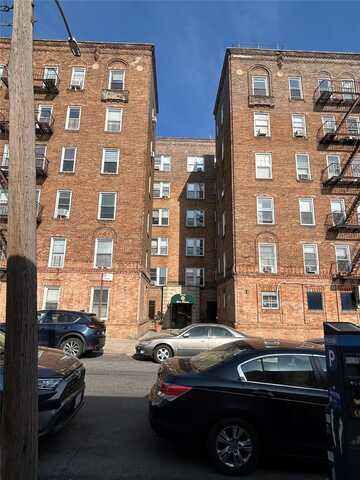 35-91 161st Street, Flushing, NY 11358