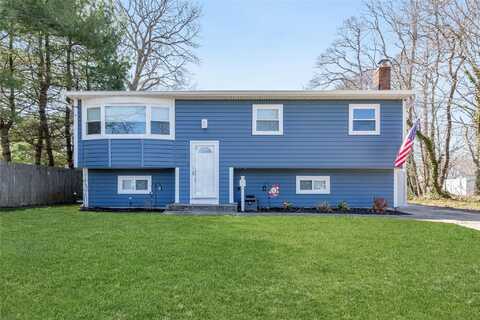 795 Bay Shore Avenue, West Islip, NY 11795