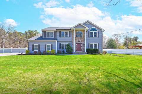 981 Baldwin Path, Dix Hills, NY 11746