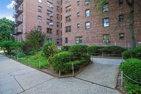 52-15 65 Place, Maspeth, NY 11378