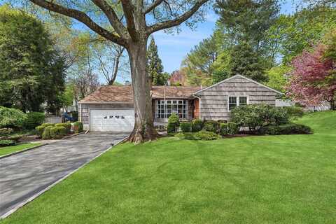 23 Fox Ridge Lane, Locust Valley, NY 11560