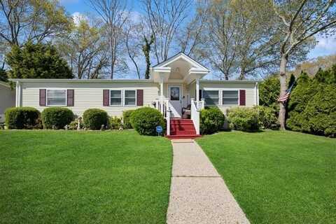 Unit 364 Pondwood 1661 Old Country Road Road, Riverhead, NY 11901