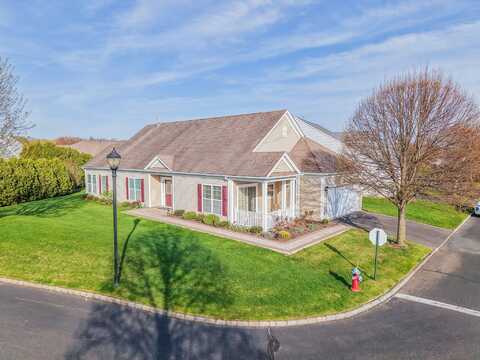 20 Oakhurst Court, Mount Sinai, NY 11766