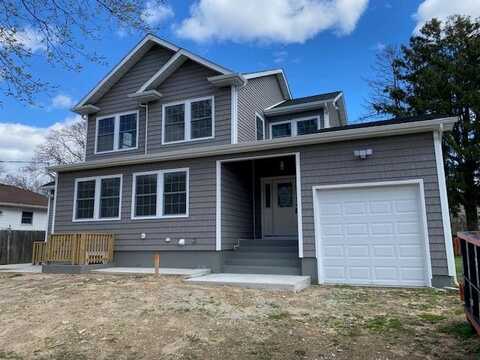 195 UNION, East Patchogue, NY 11772