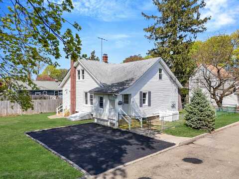 22 Patiky Street, Kings Park, NY 11754