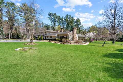 1 Pine Valley Road, Upper Brookville, NY 11771