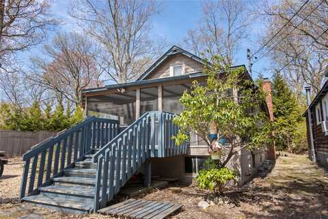 5 Cedar Avenue, East Setauket, NY 11733