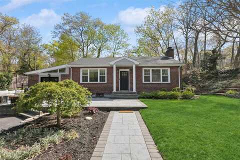 109 Centerport Road, Centerport, NY 11721