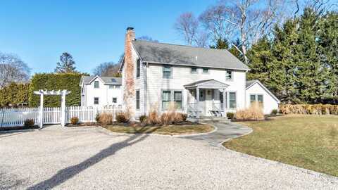 40 Brook Road, Westhampton Beach, NY 11978