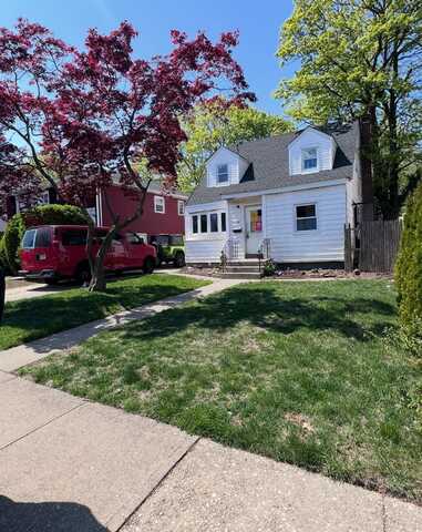 119 Broadfield Road, Hempstead, NY 11550