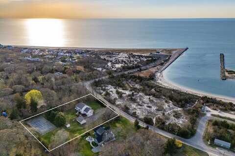 250 Naugles Drive, Mattituck, NY 11952