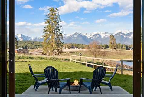 21 Bear Paw Loop, Bigfork, MT 59911