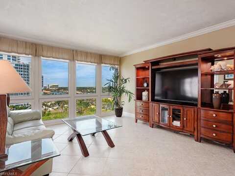 4031 Gulf Shore, NAPLES, FL 34103