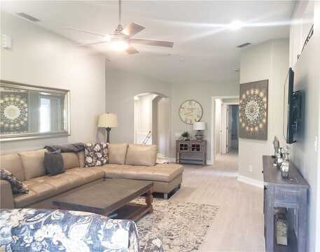 780 Tarpon Cove, NAPLES, FL 34110