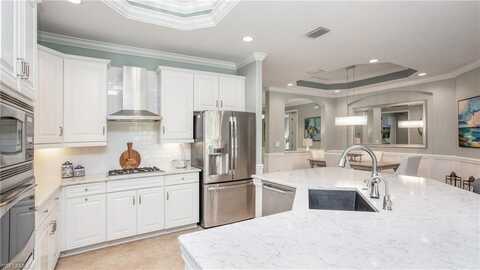 3046 Aviamar, NAPLES, FL 34114