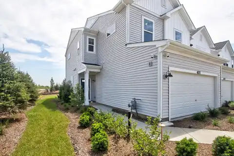260 Kingsport Drive, South Elgin, IL 60177