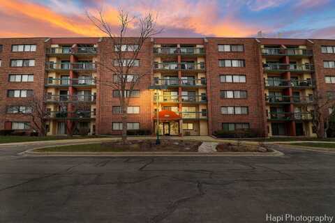 1840 Huntington Boulevard, Hoffman Estates, IL 60169
