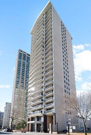 3470 N Lake Shore Drive, Chicago, IL 60657