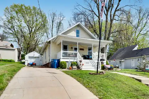 2021 1st Street, Peru, IL 61354