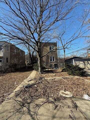 645 N Avers Avenue, Chicago, IL 60624