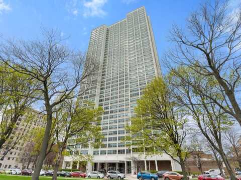 1700 E 56th Street, Chicago, IL 60637