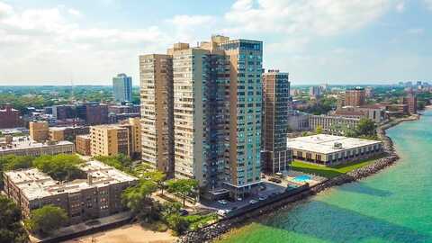 6301 N Sheridan Road, Chicago, IL 60660