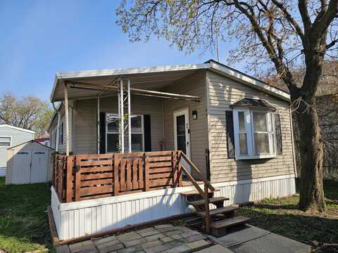 2993 Curtis Street, Des Plaines, IL 60018
