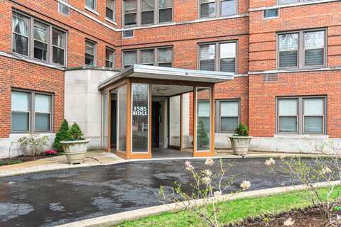 1585 Ridge Avenue, Evanston, IL 60201
