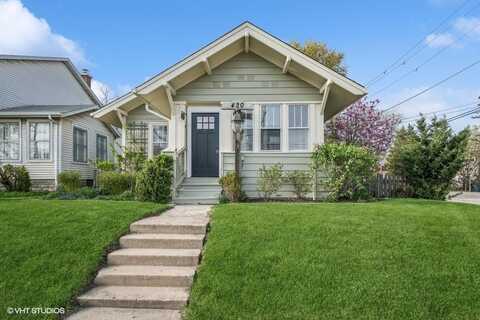 420 W Main Street, Barrington, IL 60010