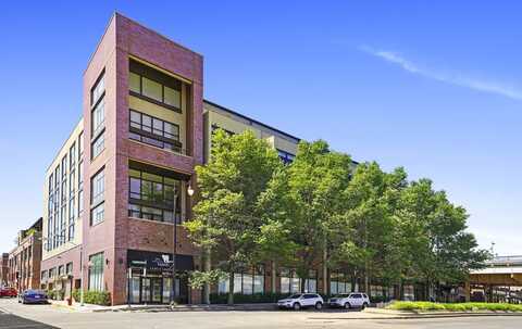 3946 N RAVENSWOOD Avenue, Chicago, IL 60613