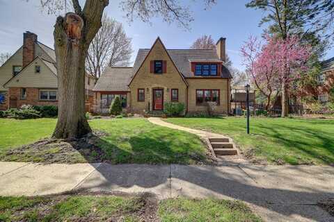 403 W 13th Street, Sterling, IL 61081