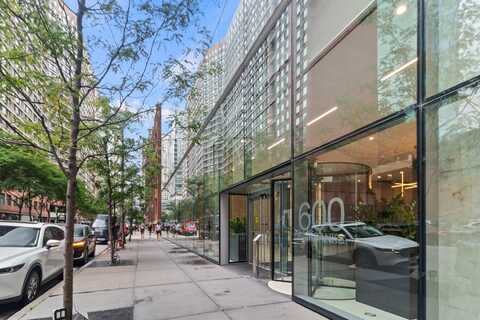 600 N Fairbanks Court, Chicago, IL 60611