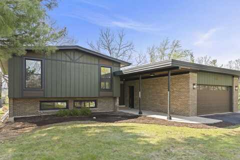 5928 Lyman Avenue, Downers Grove, IL 60516