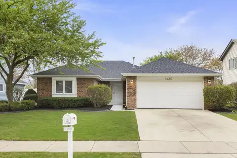 1435 Bangor Lane, Aurora, IL 60504