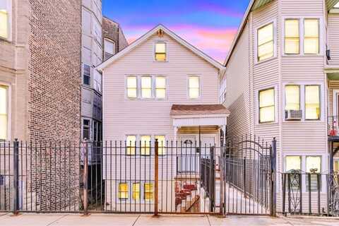 9024 S Houston Avenue, Chicago, IL 60617
