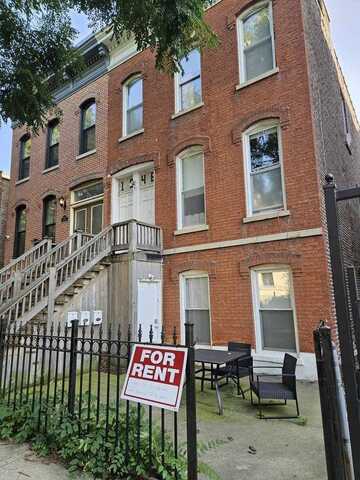 1946 N Wilmot Avenue, Chicago, IL 60647