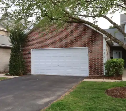 1375 Grandview Court, Algonquin, IL 60102