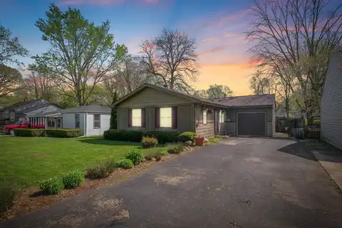 1004 S Webber Street, Urbana, IL 61801
