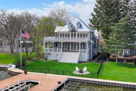 1828 Orchard Beach Road, McHenry, IL 60050