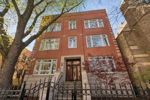 625 W Patterson Avenue, Chicago, IL 60613