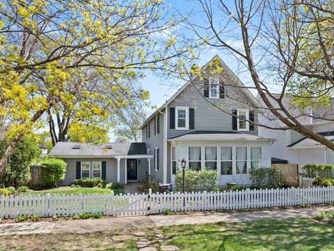 107 Anderson Boulevard, Geneva, IL 60134
