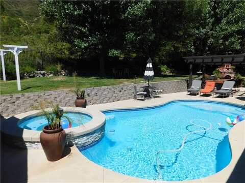23678 Hillview Road, San Bernardino, CA 92404