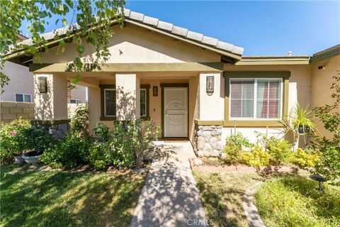 45541 Robinson Drive, Lancaster, CA 93535