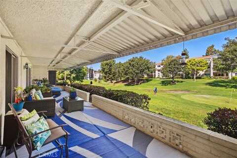 5472 Paseo Del Lago E, Laguna Woods, CA 92637