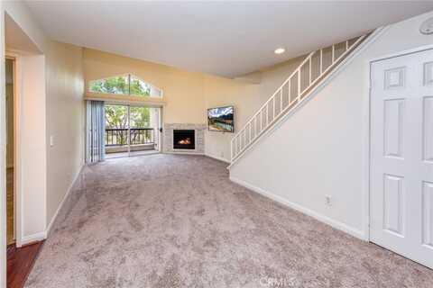 5500 Owensmouth Avenue, Woodland Hills, CA 91367