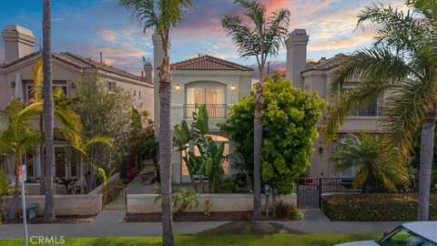 1016 Delaware Street, Huntington Beach, CA 92648
