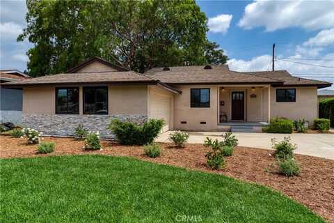 10050 Gloria Avenue, North Hills, CA 91343