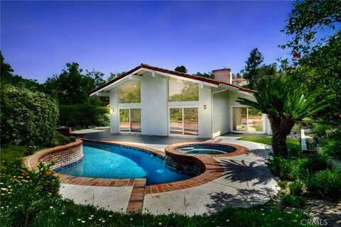 23415 Park Hacienda, Calabasas, CA 91302
